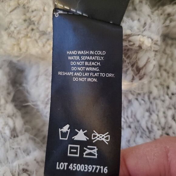 Buffalo David Bitton Scoop Neck Sweater sz Sm - Picture 10 of 10